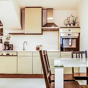  Appartement Wohnen Im Herzen Von Budget