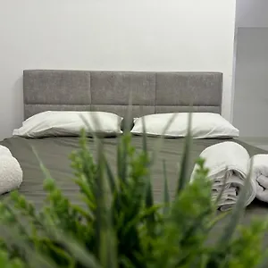 Center, Selvia White , Tirana Albanien