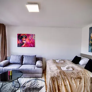  Apartment Meraki
